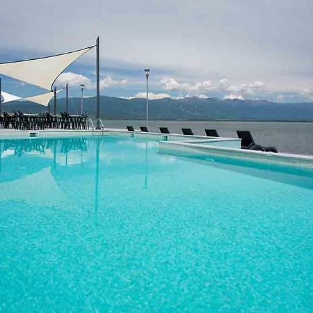 Romantique Dojran Hotel Esterno foto