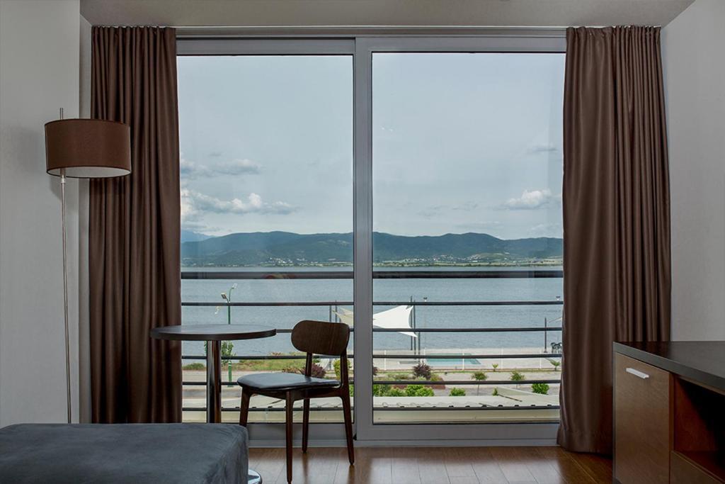 Romantique Dojran Hotel Esterno foto