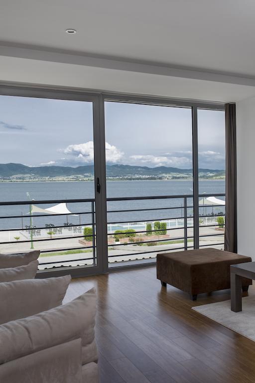 Romantique Dojran Hotel Esterno foto