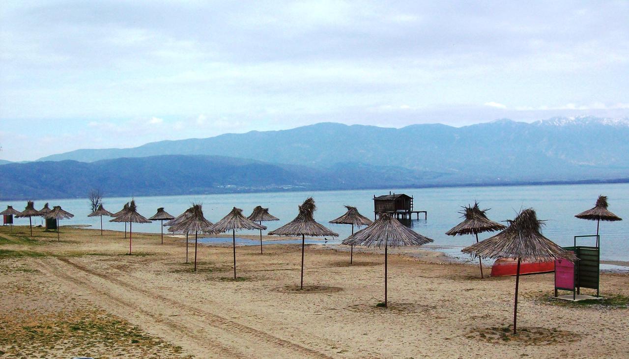 Romantique Dojran Hotel Esterno foto
